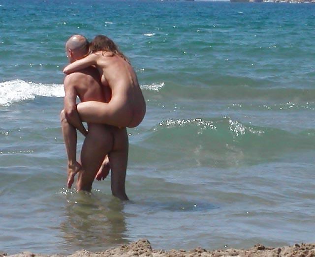 25P I post while nude