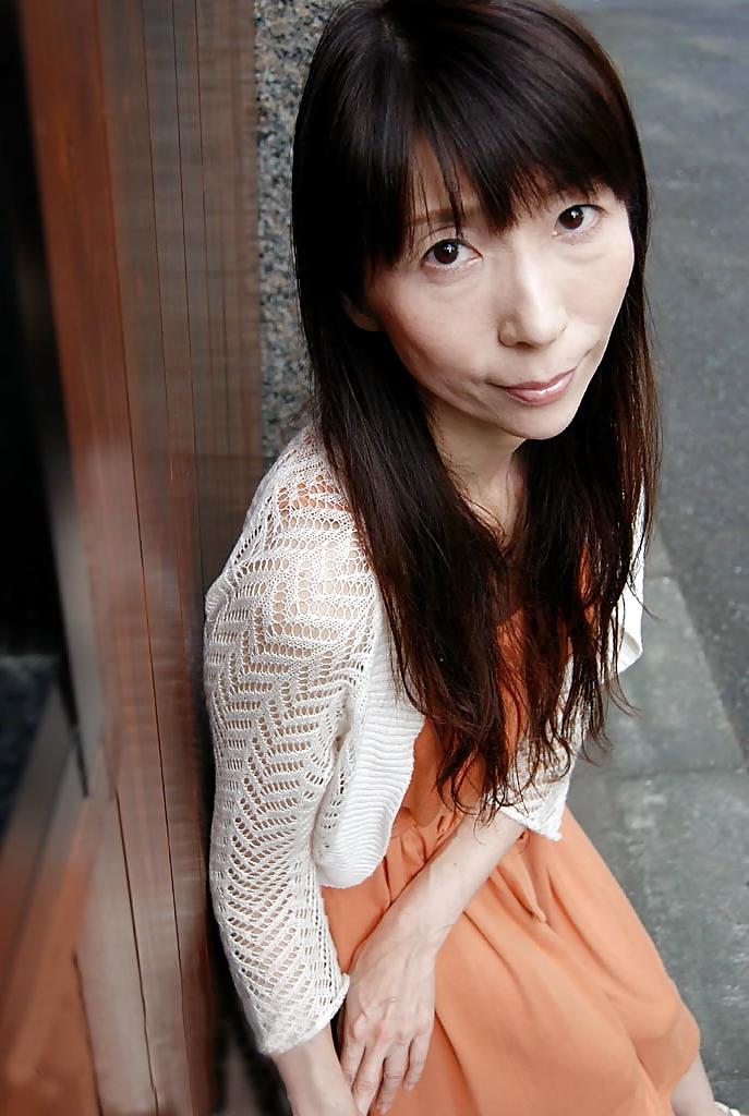 25P Asian woman 10