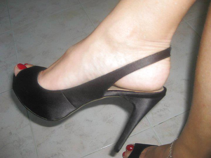 25P Sexy feet & heels