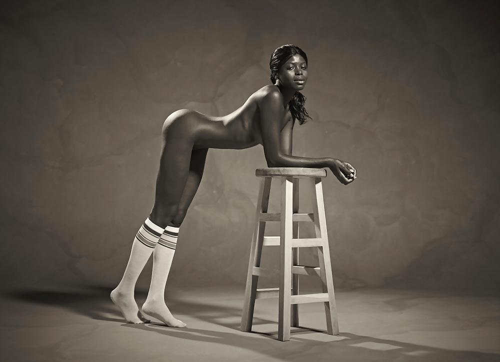 16P Beautiful Woman In Black And White