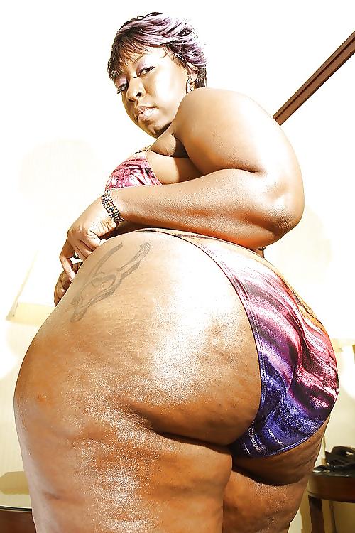 10P Ebony-Latina-Asian BBWs: League Of Extraordinary Women #77