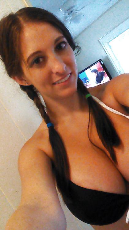 25P Cleavage Bursting out