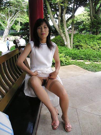 25P Asian outdoor pics 3