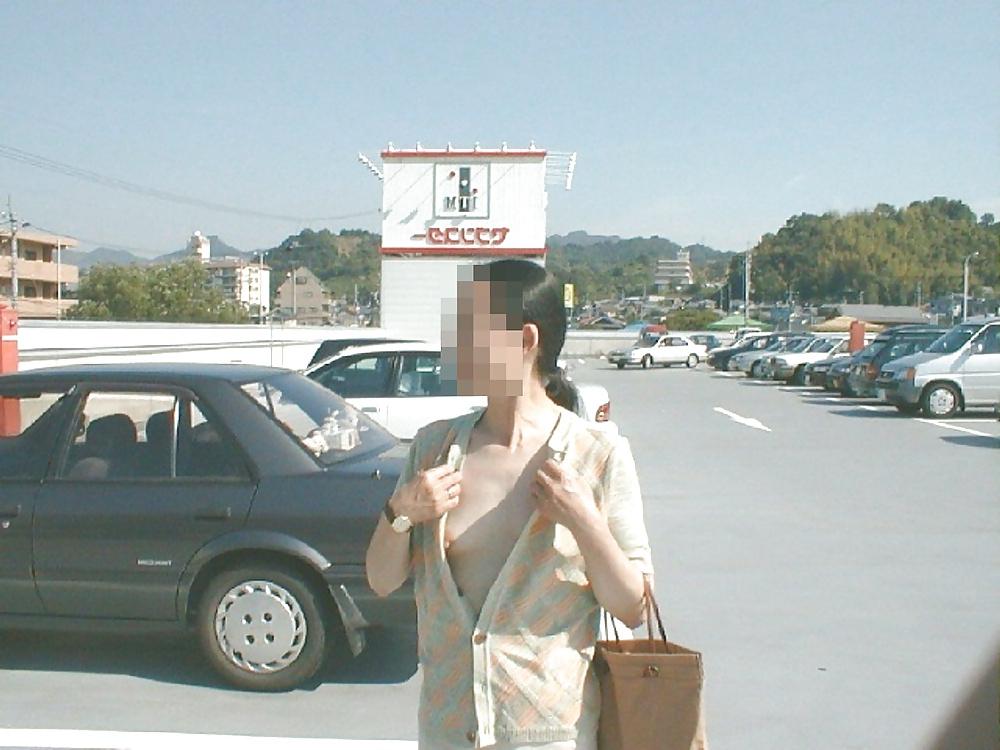 25P Asian outdoor pics 3