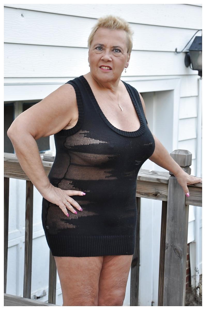 25P BBW granny Athena Risque