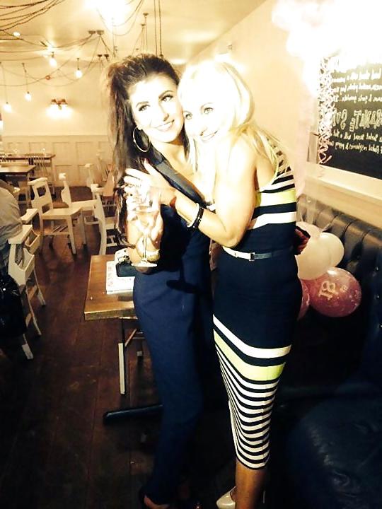7P British Caroline and Anne 2