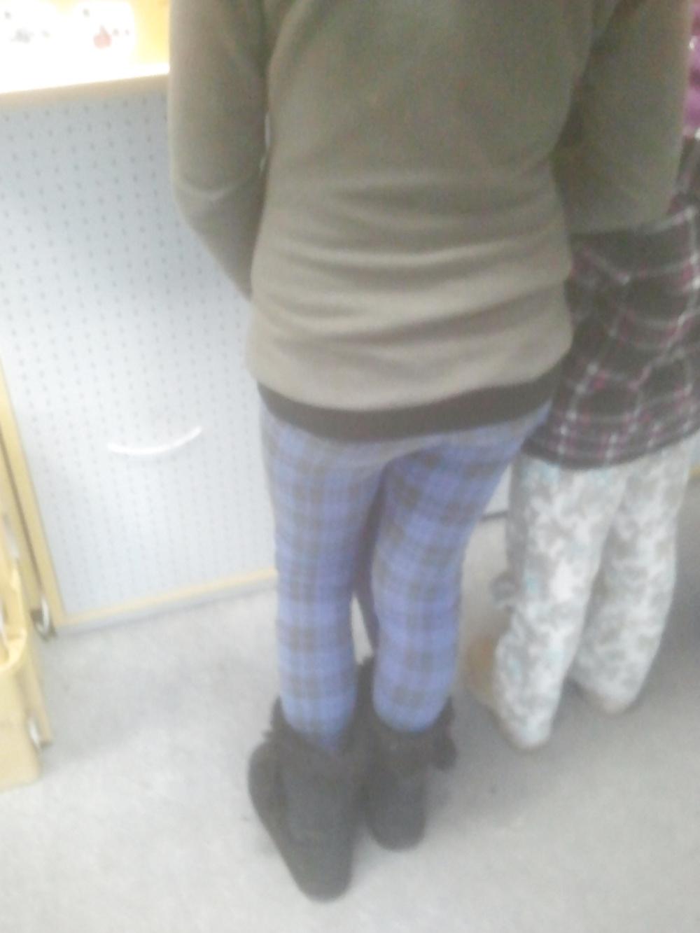 4P Teen asses in public