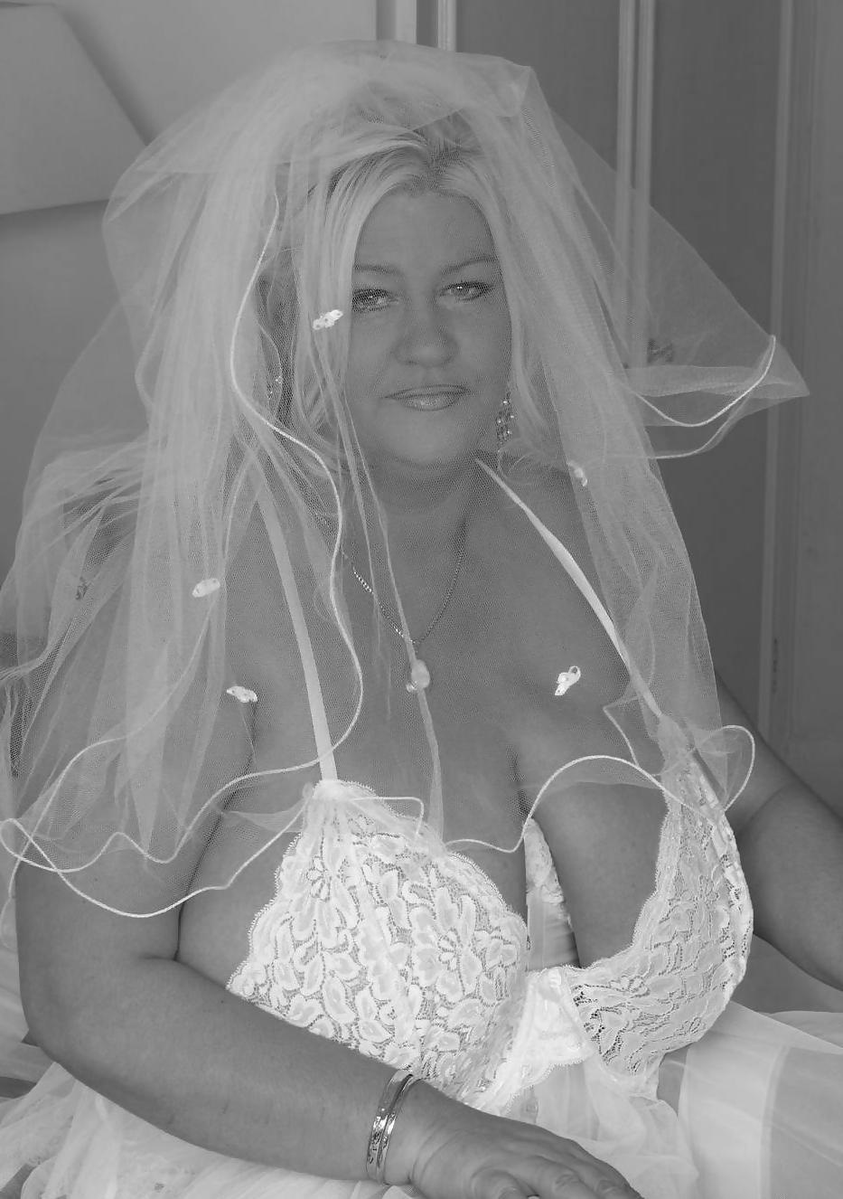 25P Hot Mature BBW With Massive Tits