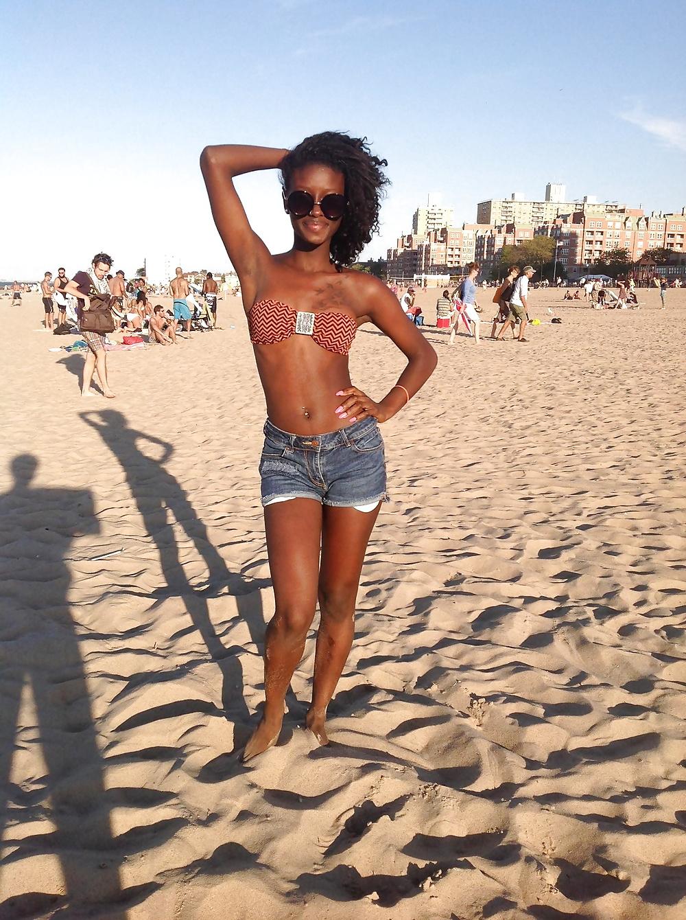 25P Black Chicks 7