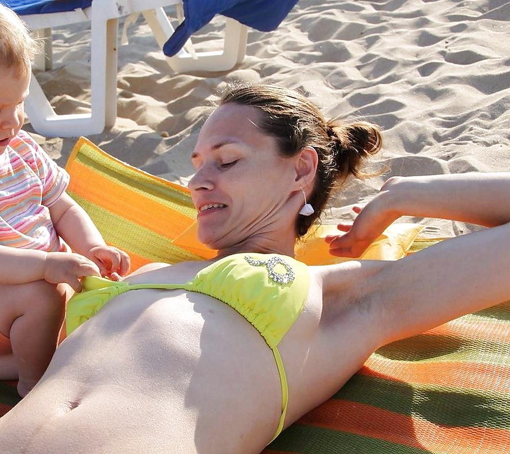 25P Downblousw Nipple slip