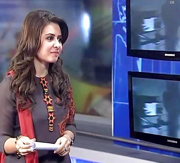 25P Sexy Muslim News Reader Rabbeaa for BIG BLACK COCKS 