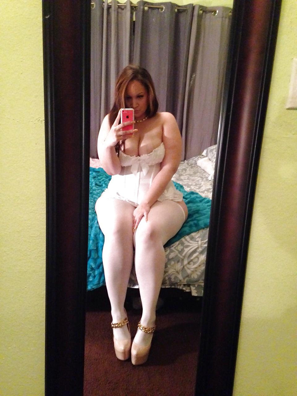 15P Black Women: BBW Selfies