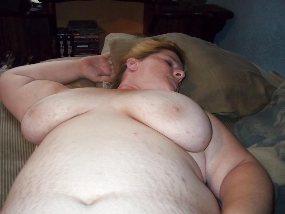 24P Mature bbw wife nude