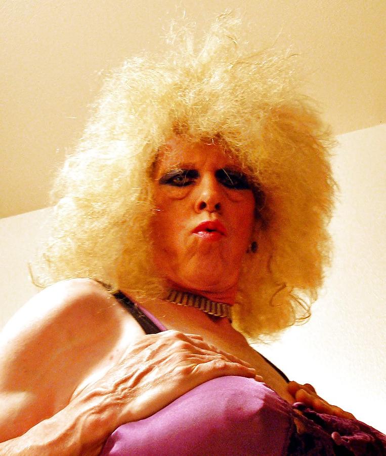 25P SLAMMIN' IN 2008 - BIG HAIR BLONDE