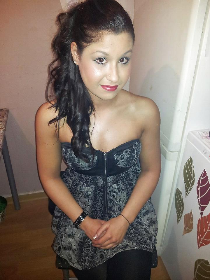 15P Turkish Cumface Girl! On which pic will you come?