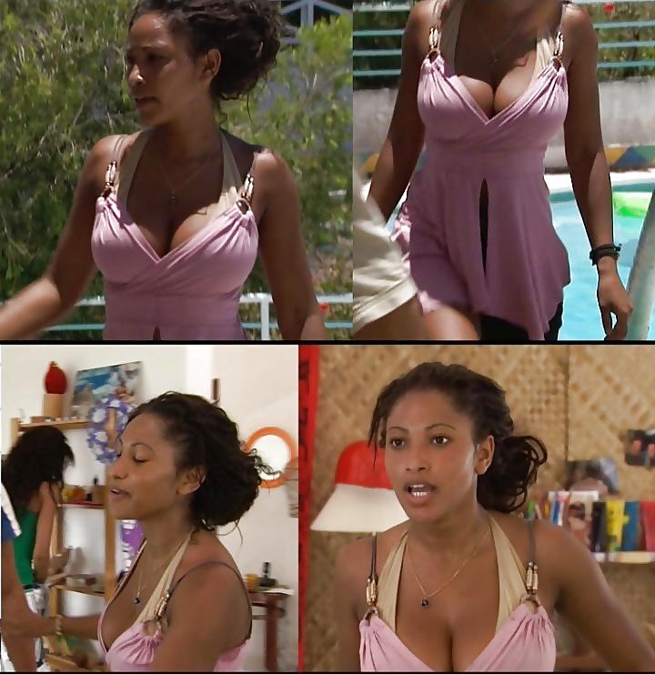 25P Cleavage & Stuff part.4