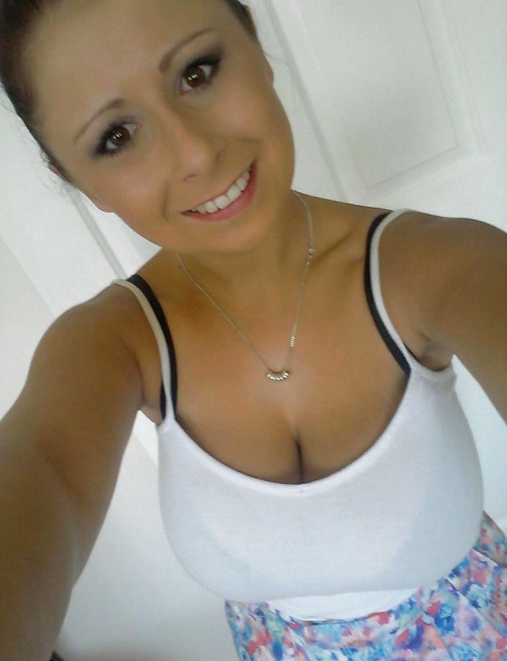 25P Cleavage & Stuff part.4