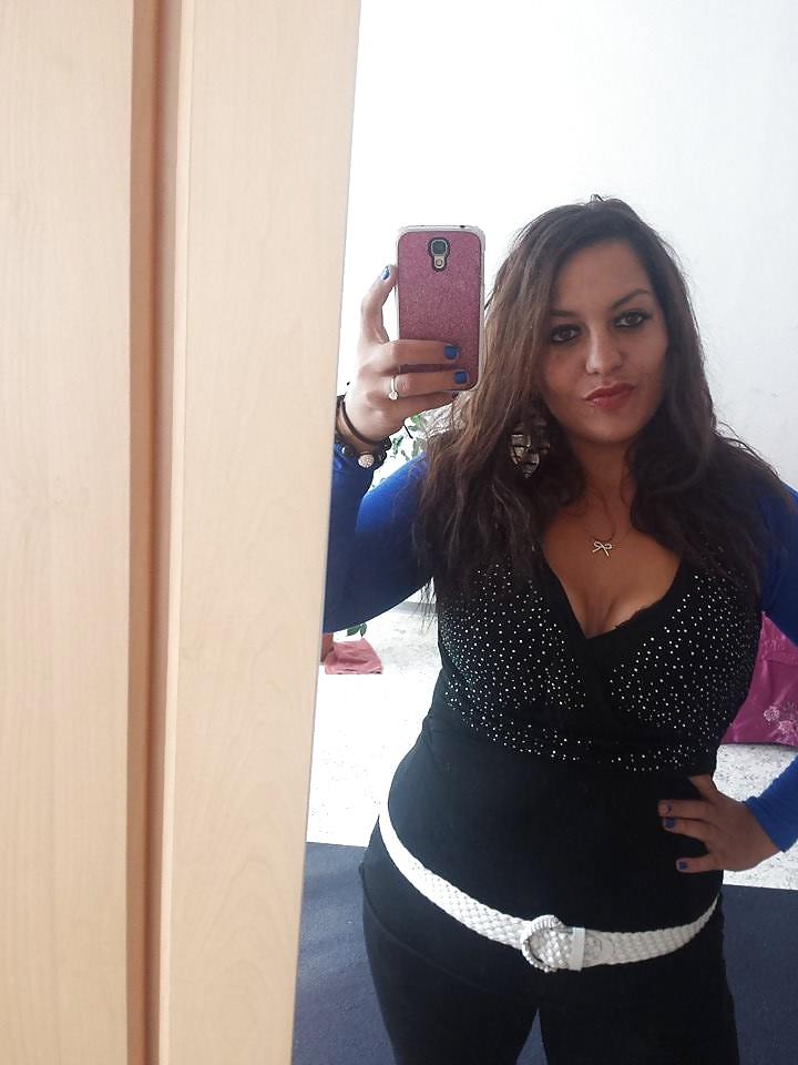 21P Turkish Chubby! Which one is most fuckable?