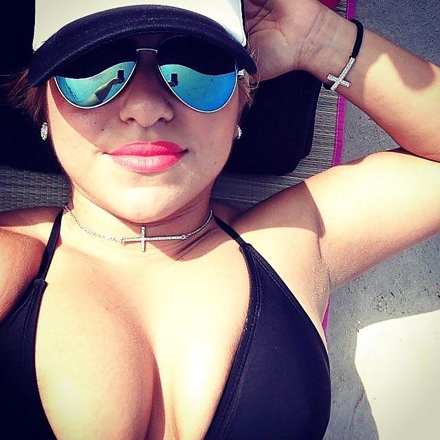 16P Fb selfies with cleavage