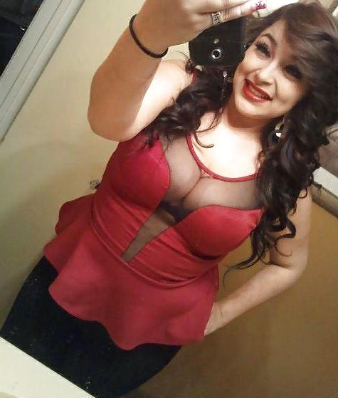 16P Fb selfies with cleavage