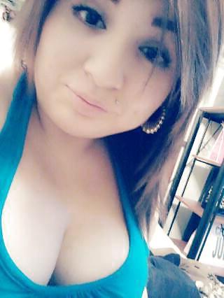 16P Fb selfies with cleavage