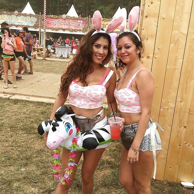 25P Tomorrowland s Gorgeous Girls of 2014
