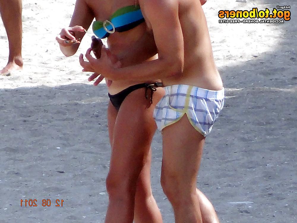 17P Accidental Public Boners!