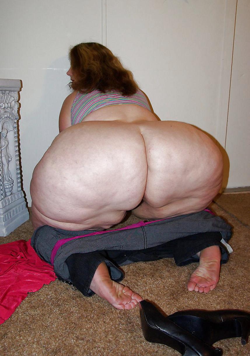 22P PAWG BOOTY...BBW to the max...cum to me