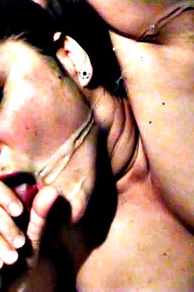 10P Gorgeous mouth cumshot 