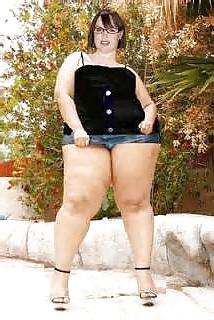 25P Bbw sexy legs and big thighs 