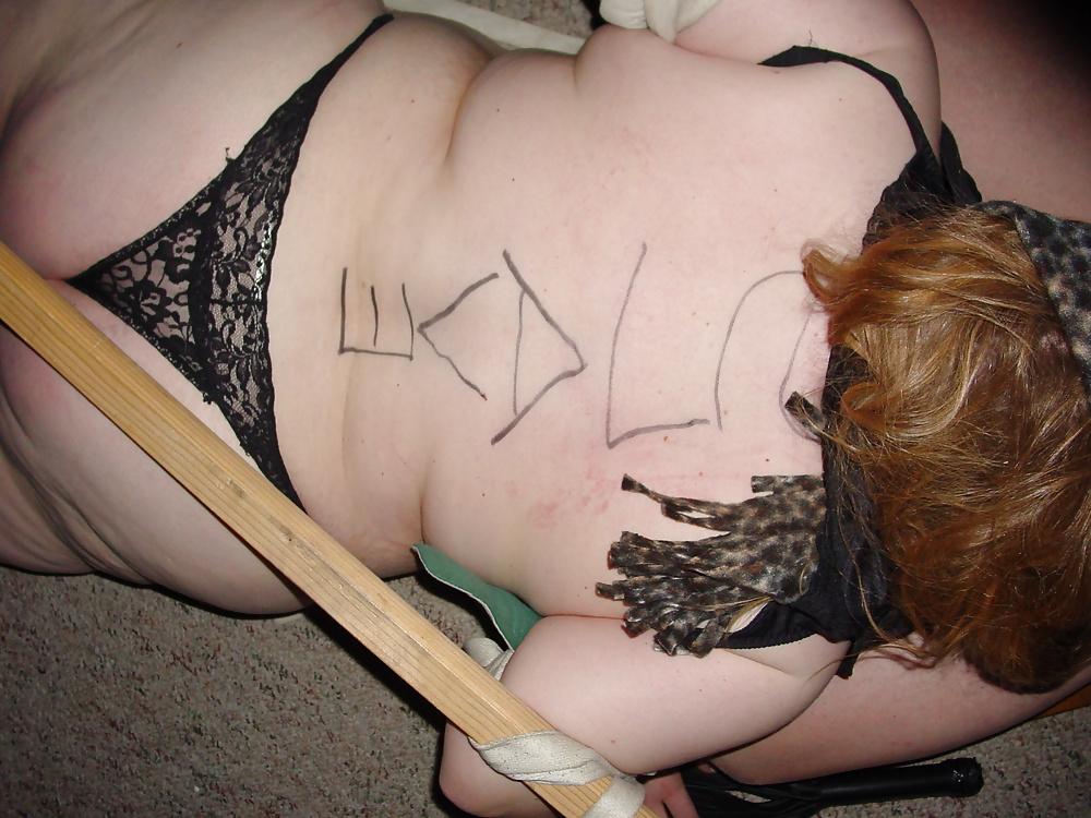 25P Bbw Bondage Slave with Body Writing
