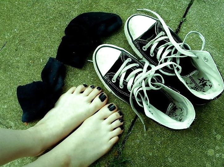 25P Foot Fetish 17