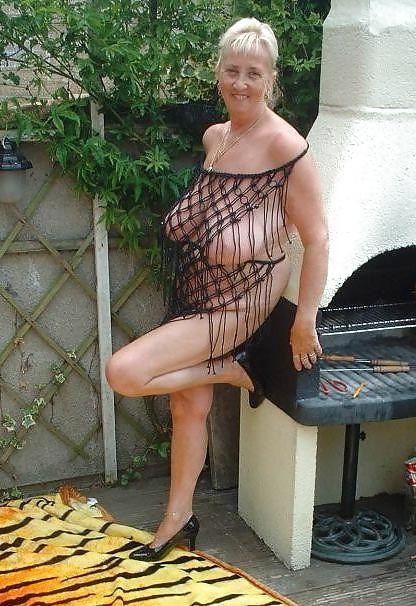 25P AMATEUR REIFT OMAS, BBW, GROßE BRÜSTE, GROßER ARSCH 53
