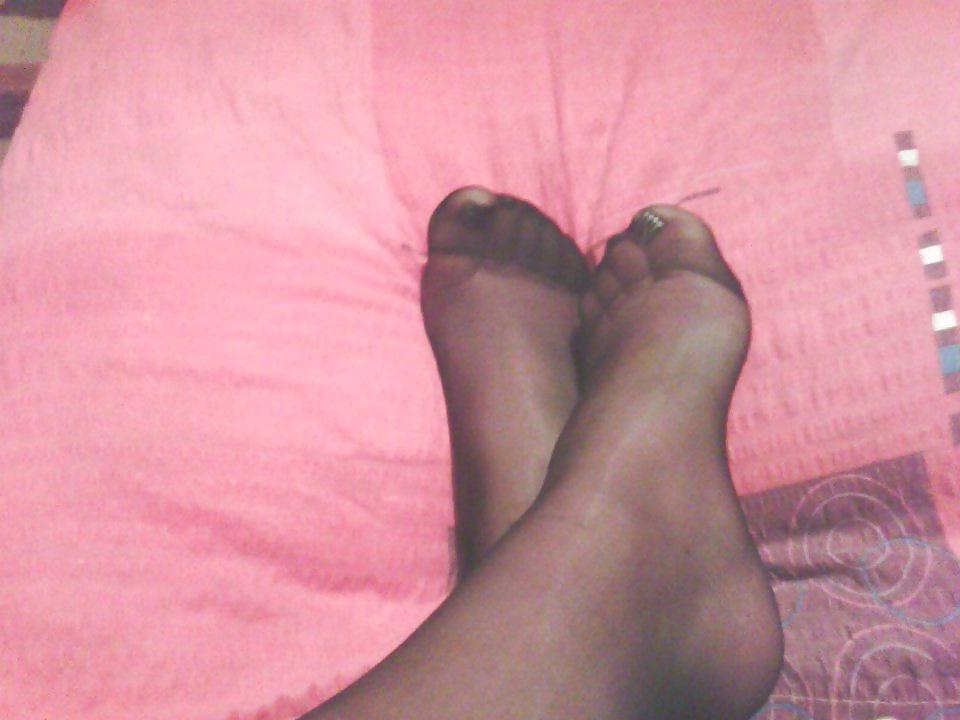 15P Goth Girl Shows Off Her Tasty Nylon Feet