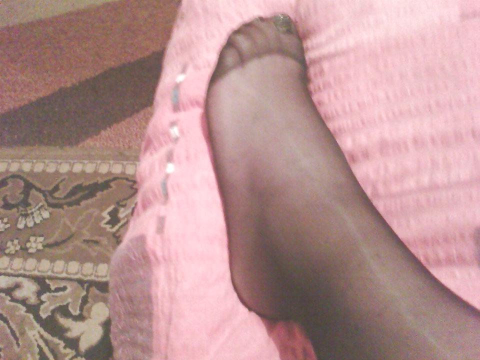 15P Goth Girl Shows Off Her Tasty Nylon Feet