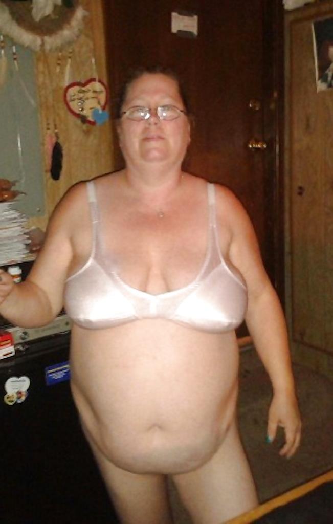 25P Grannies BBW Matures #100