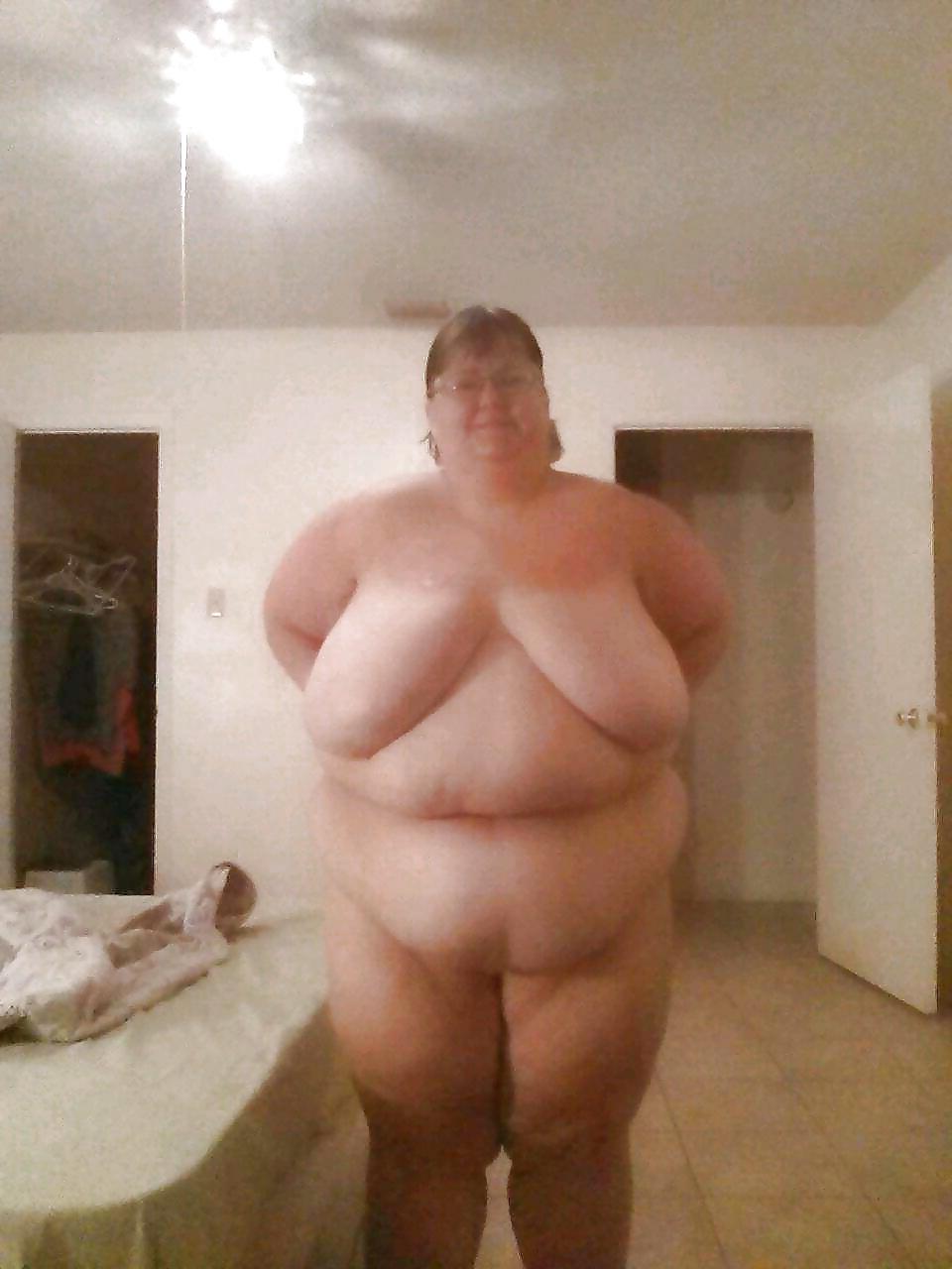 25P Grannies BBW Matures #100