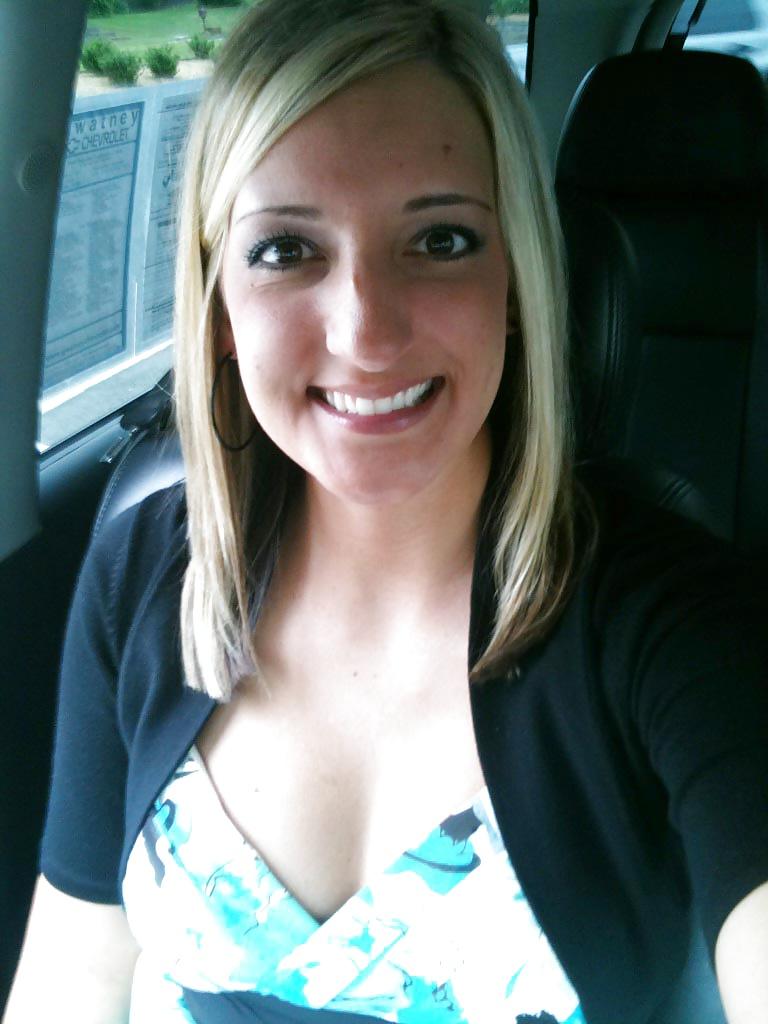 11P Exposed Slut Wife 214 (University of Arkansas, Fayetteville)