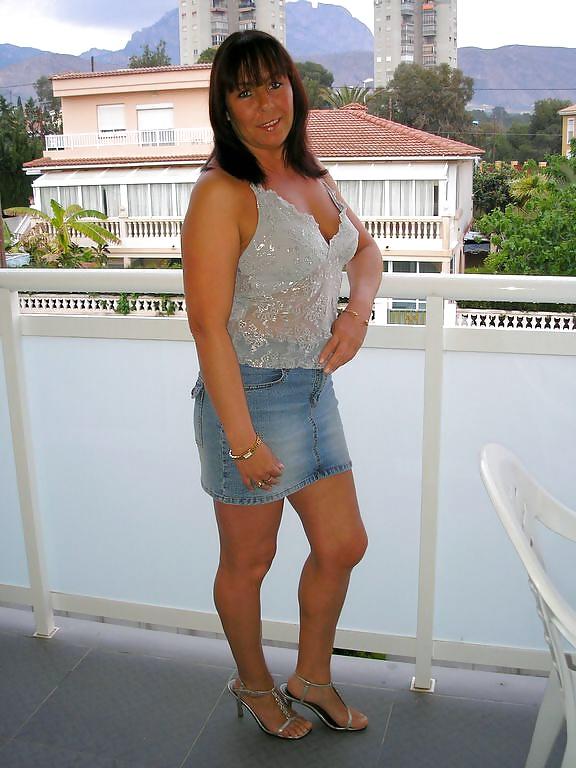 10P Carol british uk milf