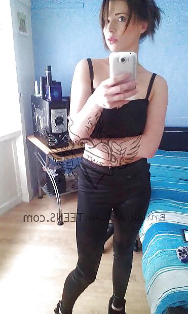 18P Adelle K - British Teen Selfies
