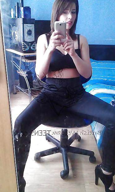 18P Adelle K - British Teen Selfies