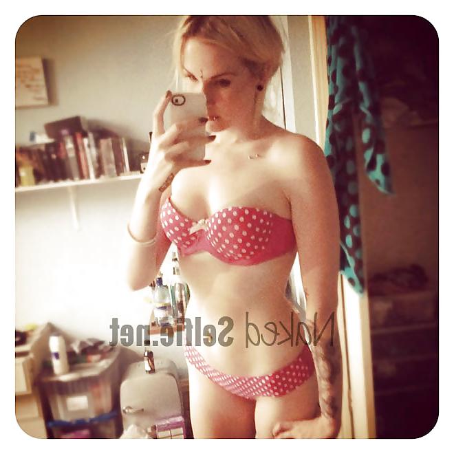 16P British Self Shot Teen Nude - Phobe P