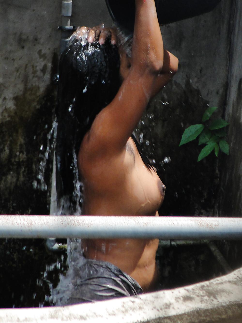 8P Spying on neighbor aunty