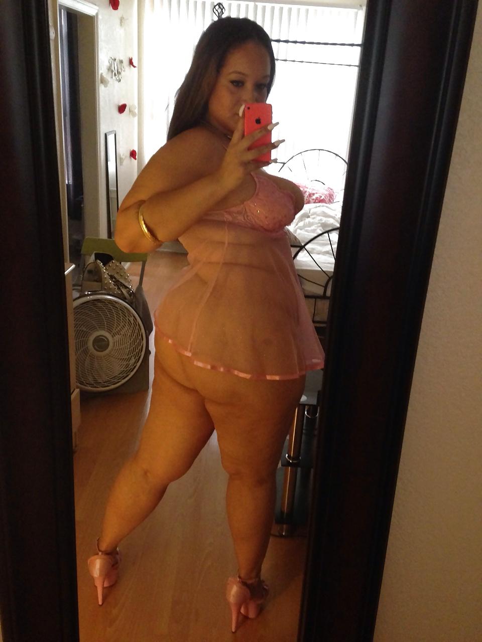 10P Black Women: BBW Selfies 2