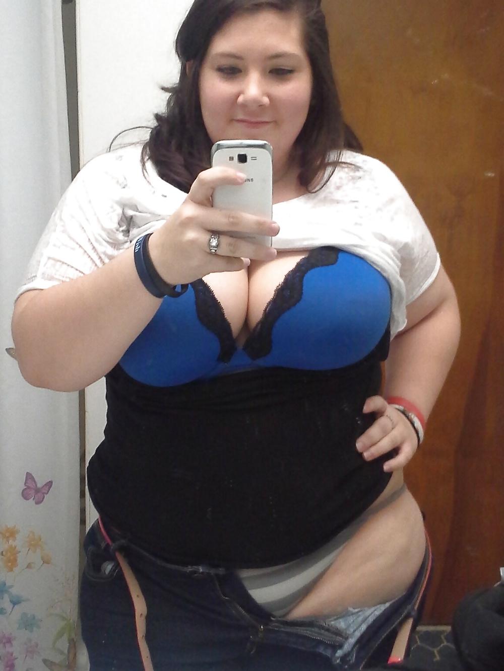 25P BBW Selfie