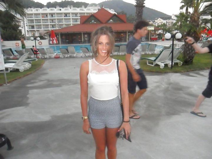 13P British Amberly Smith