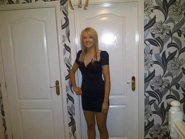 13P British Amberly Smith