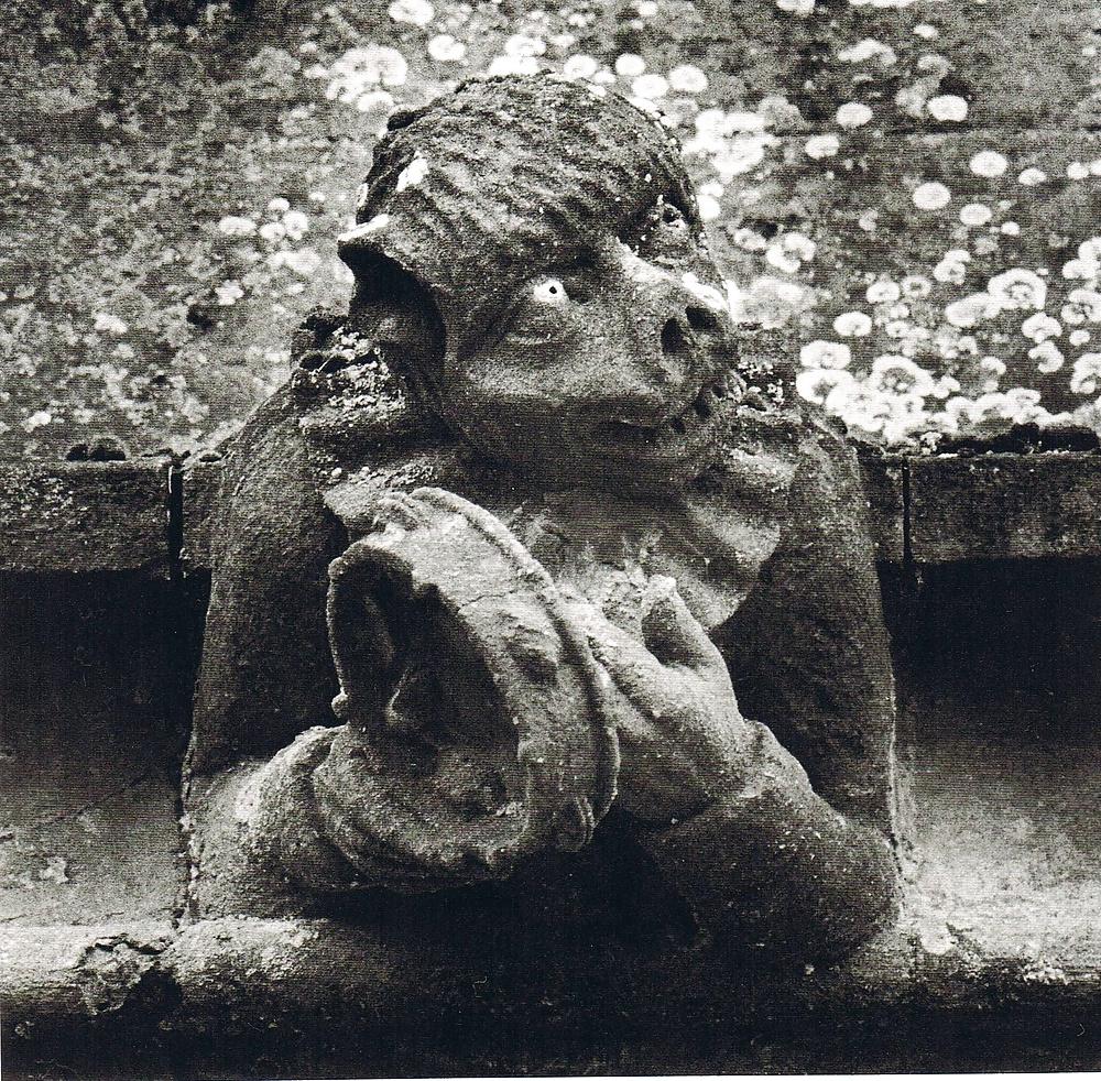 21P Gothic-Kunst von Simon Marsden