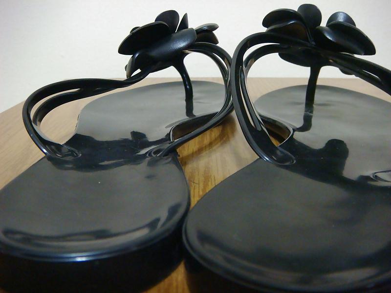 25P Chinelo de plastico preto