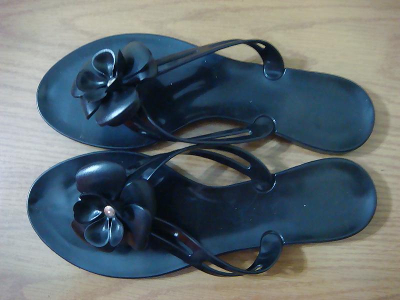 25P Chinelo de plastico preto